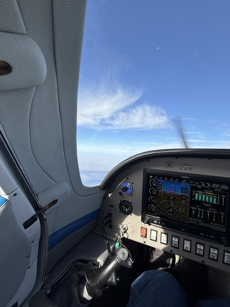 Lancair IV-P N451M photo