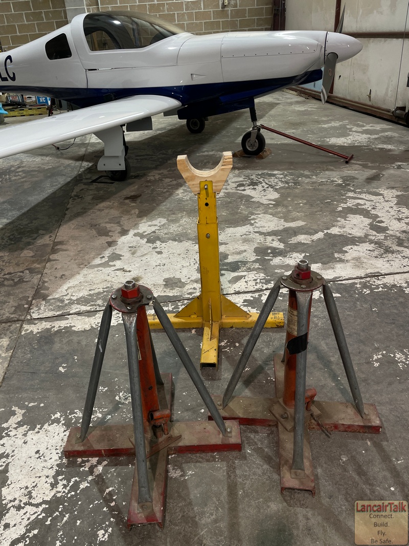 Lancair 320/360 N52LC photo