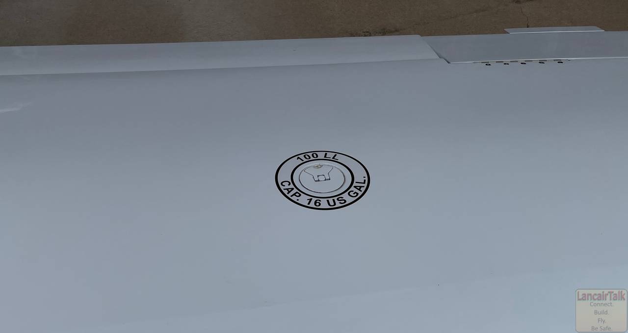 Lancair 320/360 N52LC photo