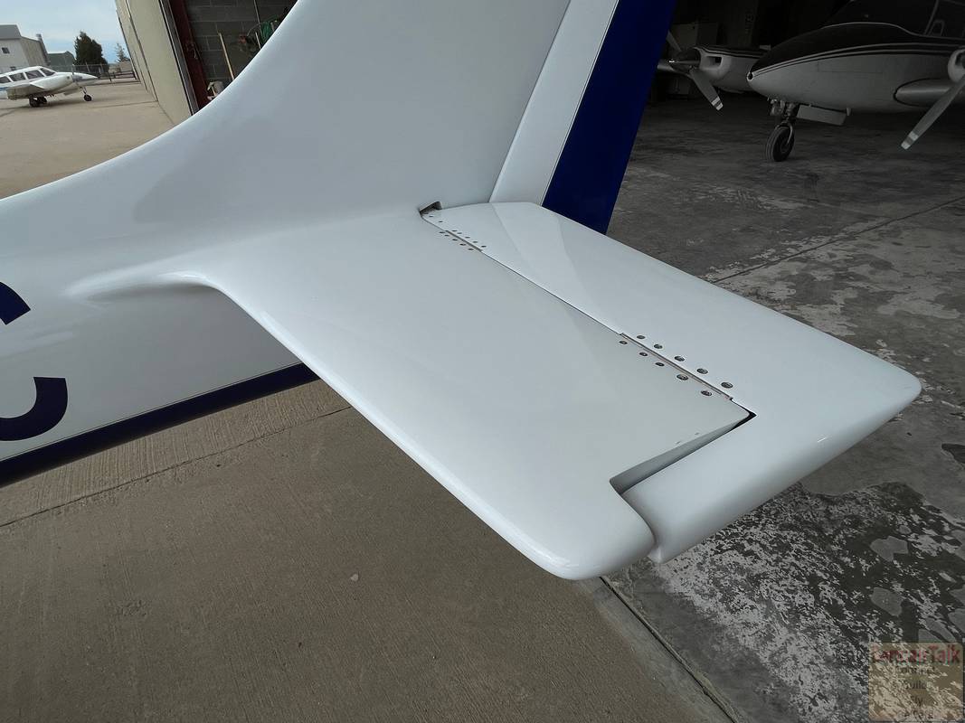Lancair 320/360 N52LC photo