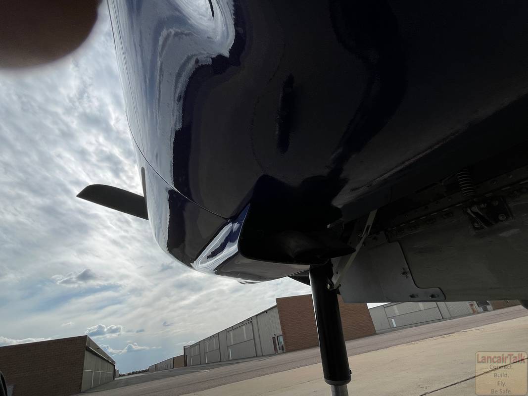 Lancair 320/360 N52LC photo