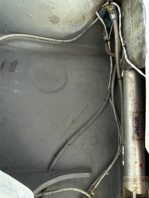 Lancair 320/360 N52LC photo