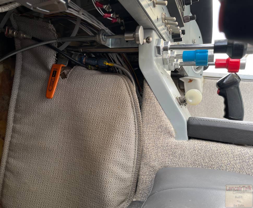 Lancair 320/360 N52LC photo