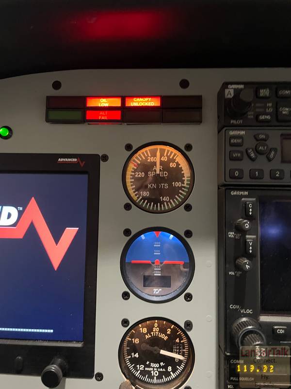 Lancair 320/360 N52LC photo