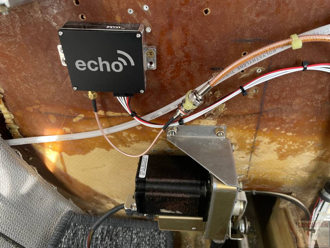 Lancair 320/360 N52LC photo