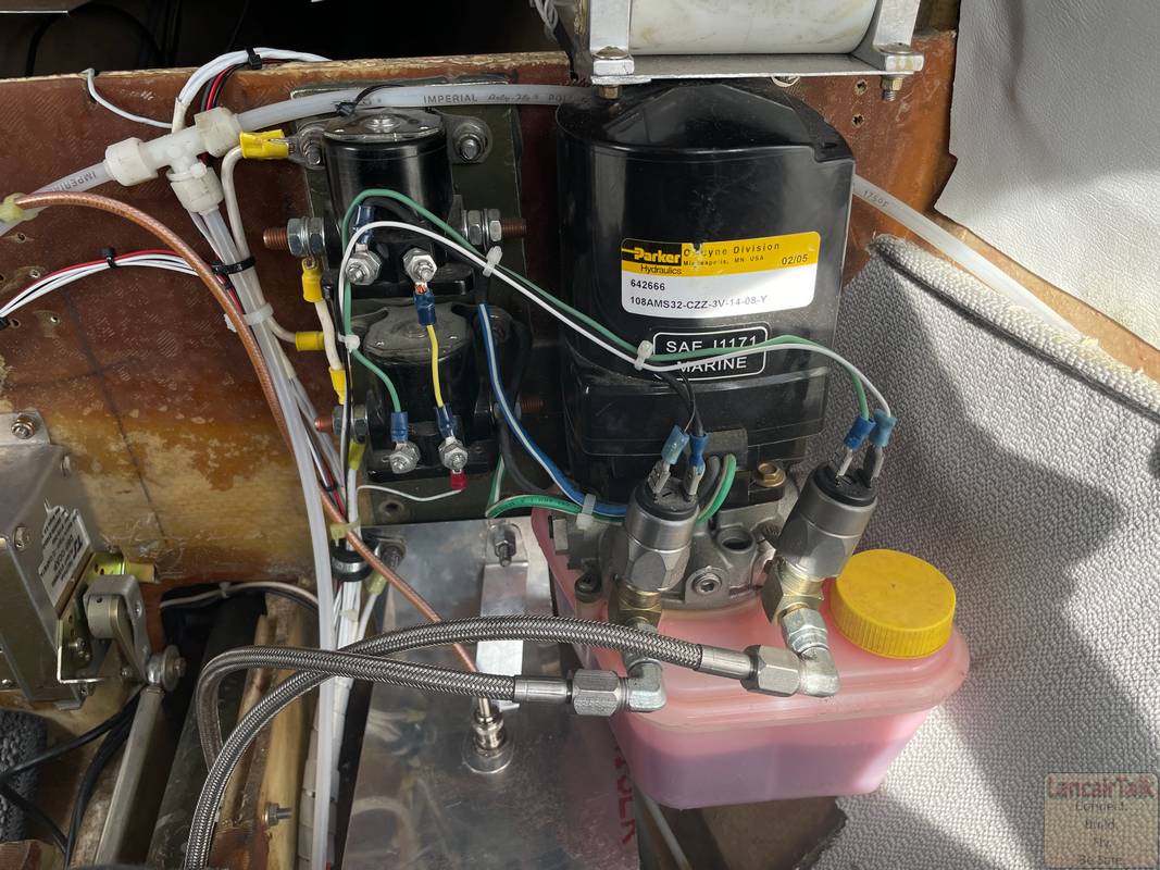 Lancair 320/360 N52LC photo