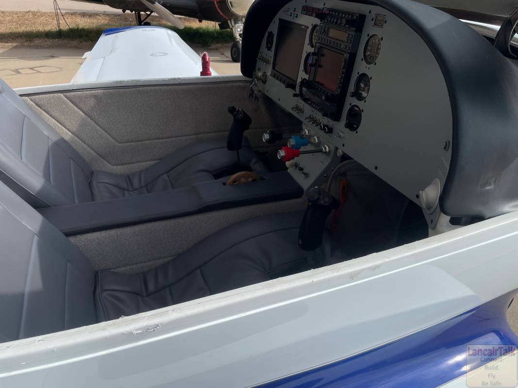 Lancair 320/360 N52LC photo